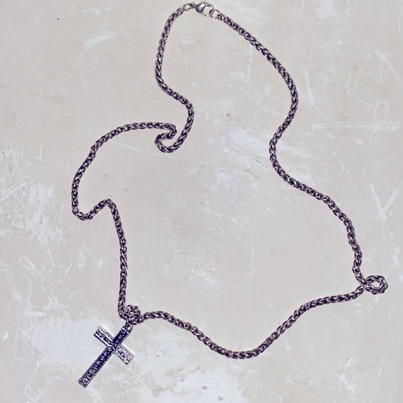 1/1 Sterling Silver Cross w Chain Necklace Designed by 𝔰𝔞𝔦𝔫𝔱 𝔯𝔬𝔰𝔢 🥀‌‌ - Picture 3 of 5